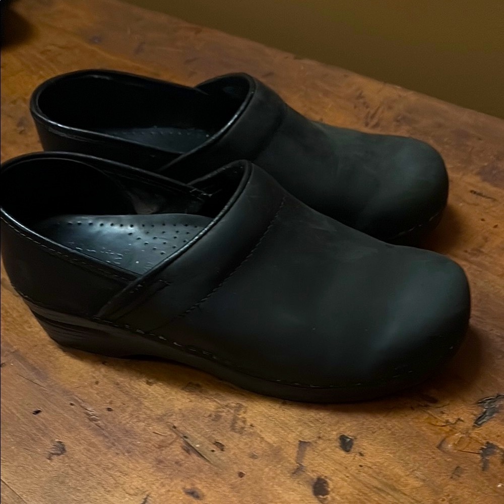 Sanita Clogs